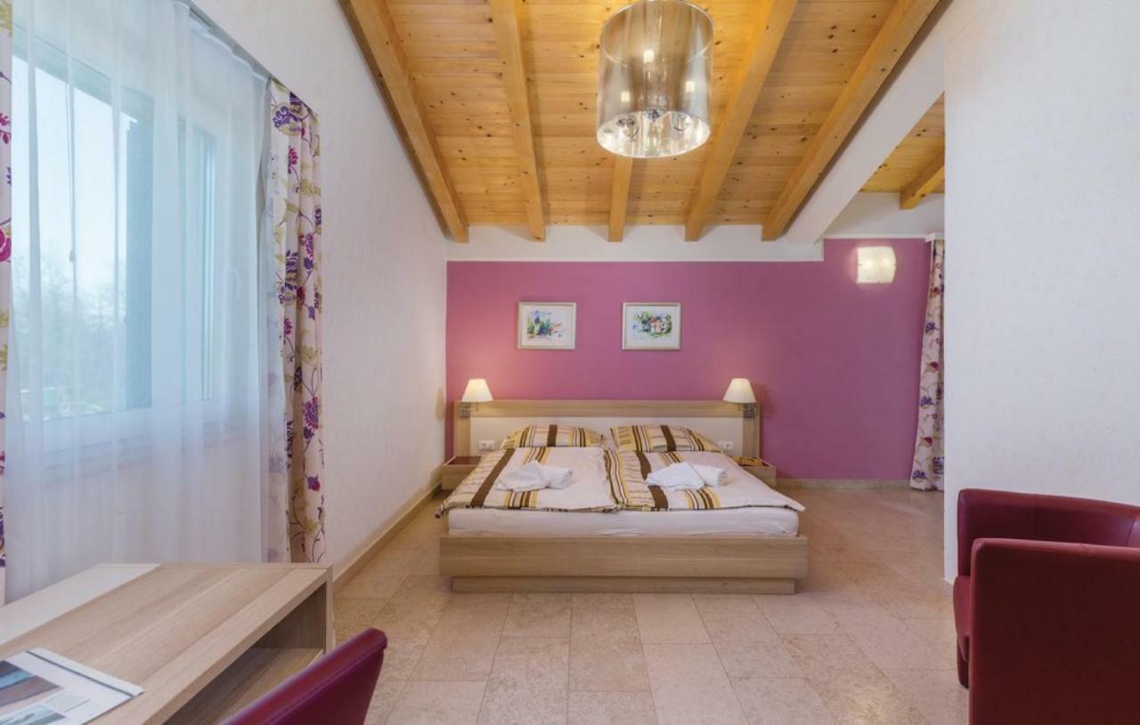 Villas Vea Histria Režanci Eksteriør bilde