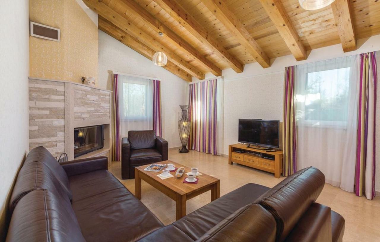 Villas Vea Histria Režanci Eksteriør bilde